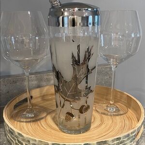 Vintage Libby Silver Leaf Silver Leaf Cocktail Shaker.